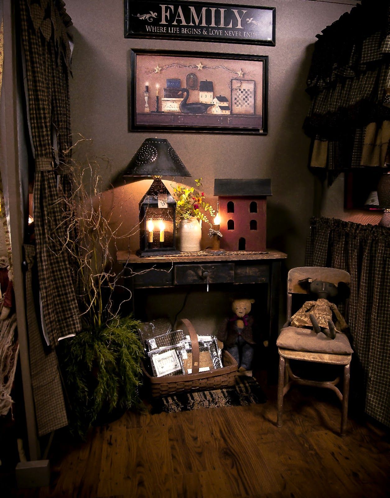 15 Primitive Living Room Ideas for a Cozy, Rustic Home - Image 2